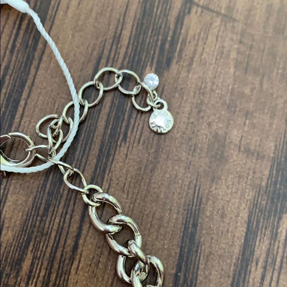 Ann Taylor Faceted crystal necklace - Picture 7 of 8